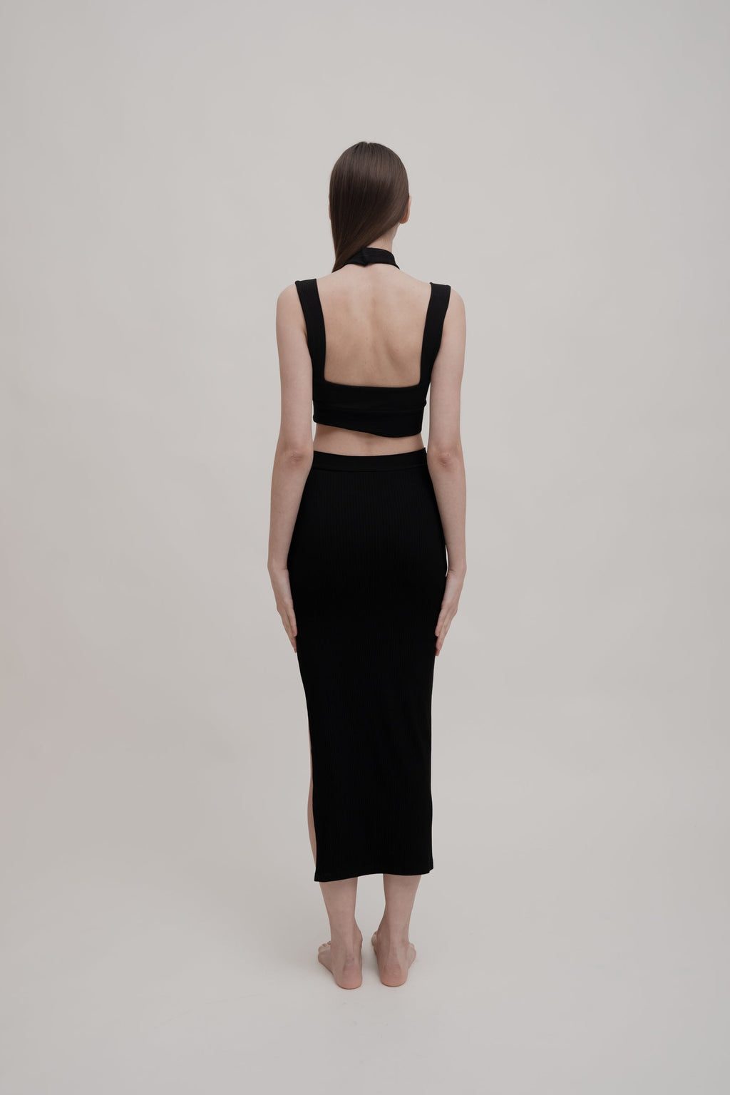 APERA Midi Skirt - Black