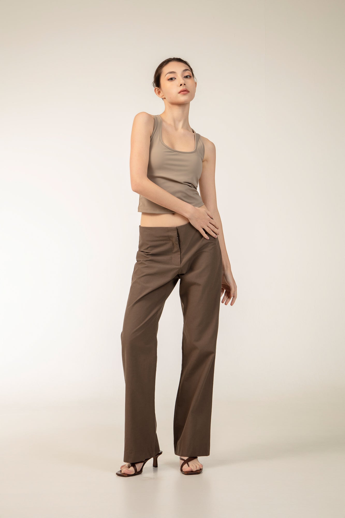 ALICIA Top In Taupe